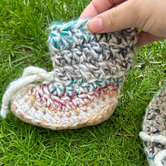 Small Shop Wool boots with fur insoles and leather soles. Size 5/6 - Picture 2 of 6